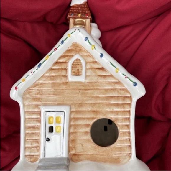 Looney Tunes Pepe le Pew & Penelope Wedding Christmas Village - Picture 7 of 8